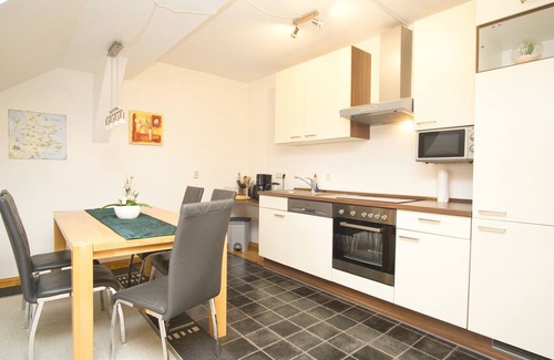 Neddesitz Apartment | Lots of nature and idyllic surroundings - Holiday home Honigtopf FeWo Märchenwald