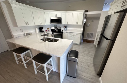 Crescent Lakes House | Lots of Privacy On A Lake 20 Minutes From Disney With A Private Pool!