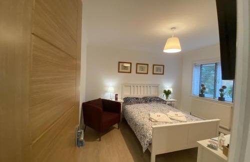 Ashton-under-Lyne House | Lottie's Lott