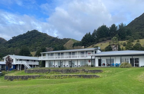 Potaka Hotel | Lottin Point Motel