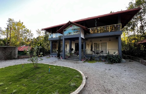 Madapura Villa | LOTUS EXOTICA HOMESTAY