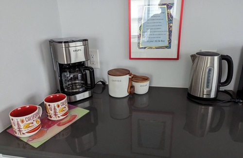 North Park House | Lotus House, walkable! coffee, restaurants, breweries. Near Zoo/Beaches!