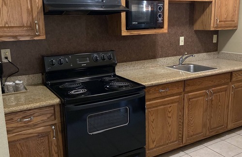 Southeast Houston Hotel | Lotus Inn