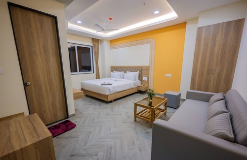 Bherav Hotel | Lotus Leaf