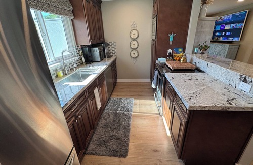 Thousand Oaks House | Lotus Moon Spa House -Hot Tub, Sauna & Sound Baths In Thousand Oaks, CA!