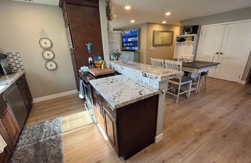 Thousand Oaks House | Lotus Moon Spa House -Hot Tub, Sauna & Sound Baths In Thousand Oaks, CA!