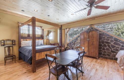 Ouray House | Lotus Mountain Suites West Suite