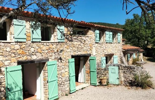 Mons Villa | Lou Peiraverde