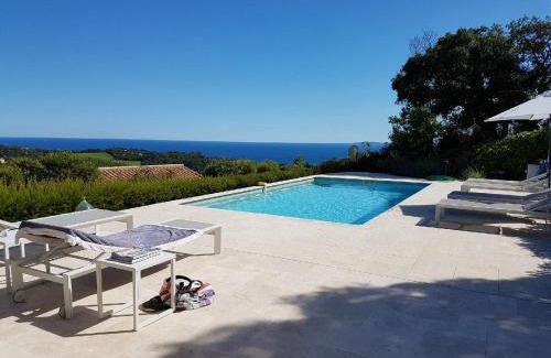 La Croix-Valmer House | Lou Roucaou