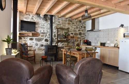 Siguer House | Lou's Barn
