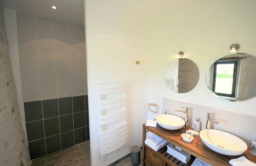 Louans House | Louans: The Farm of the Sheath, idyllic setting, 2 bedrooms