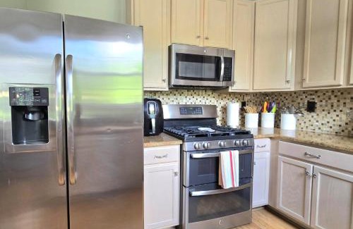 Ashburn House | Loudoun Metro Station Home
