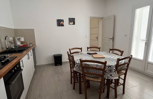 Aleria House | Loue rez de Maison 4 Pers 8mn de la mer