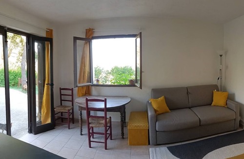 Serra-di-Ferro Apartment | Loue Studio à Serra Di Ferro Idéal Pour 2 Personnes, Entièrement Rénové
