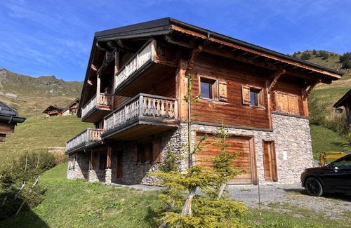 Val d'Illiez Ski Chalet | Loue Superbe Chalet aux Crosets, Suisse au Coeur du Domaine des Portes du Soleil