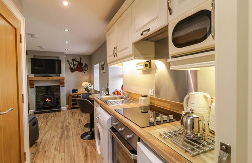Newry Cottage | LOUGH ISLAND REAVY COTTAGE, romantic in Kilcoo, Newry, County Down