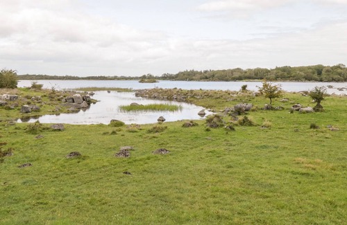 Neale Cottage | LOUGH MASK ROAD FISHING COTTAGE in Ballinrobe, County Mayo