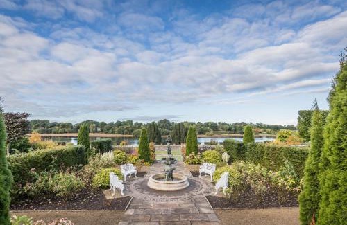 Mohill Hotel | Lough Rynn Castle