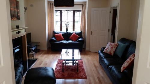 Mohill House | Lough Rynn Stylish Self-Catering