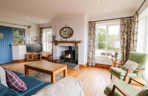 Donegal House | Lough View Cottage