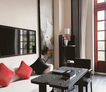 Wuhou Hotel | Louie Castle Sycamore Hotel