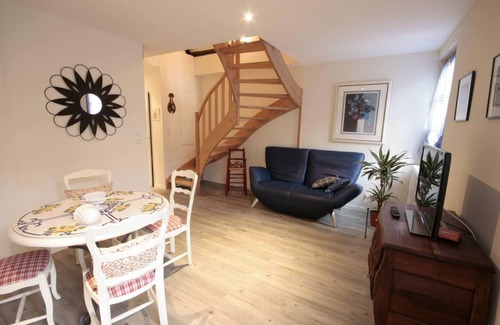 Kaysersberg-Vignoble Apartment | Louise, Apartment 2 people in Kaysersberg - 1 bedroom, balcony