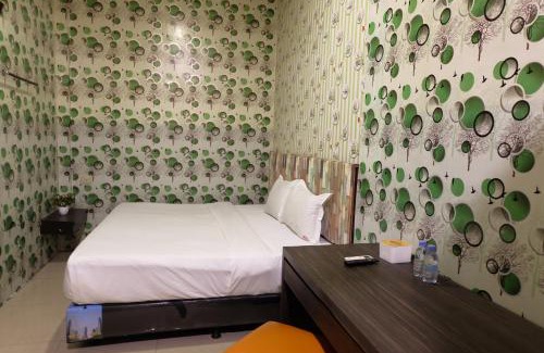Medan Hotel | Louise Hotel