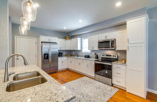 Lyndon House | Louisville Retreat with Deck about 11 Mi to Downtown!