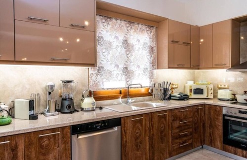 Agia Marina Villa | Loula's Villa