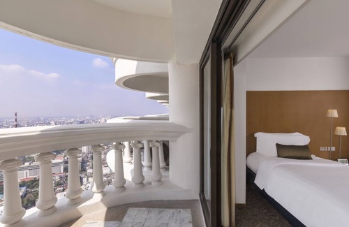 Bang Rak House | Lounge Access City-View NR(ABF)05