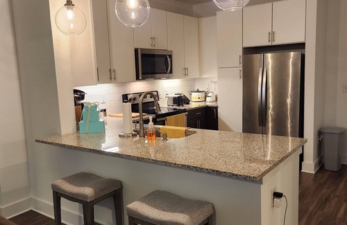Southside Apartment | LOUNGE IN LUXURY
