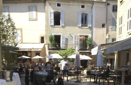 Lourmarin Apartment | Lourmarin luxury apartment Air Con central location