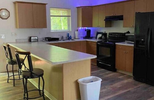 North Pole House | Lou’s Bear Den clean, quiet, comfortable. Close to everything you’ll needn