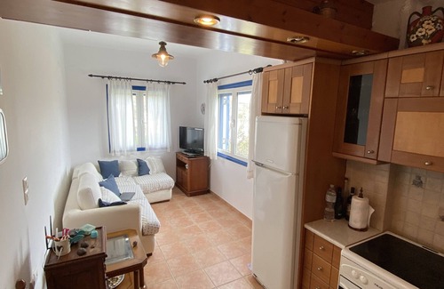 Loutra House | Loutra Hills