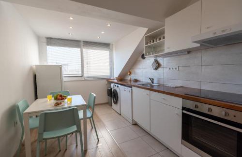 Plisac Apartment | LOVABLE LOFT Šibenik