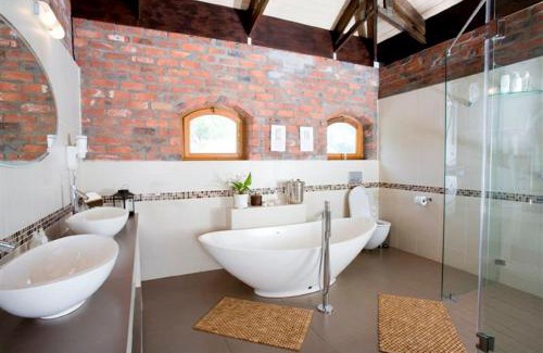 Vlottenburg House | Lovane Boutique Wine Estate and Guesthouse