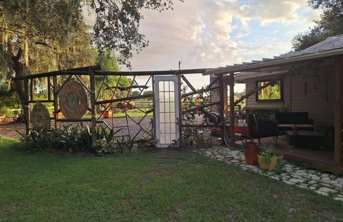 Fort Ogden Cabin | Love Cabin in amazing ArcadianA couple's destination
