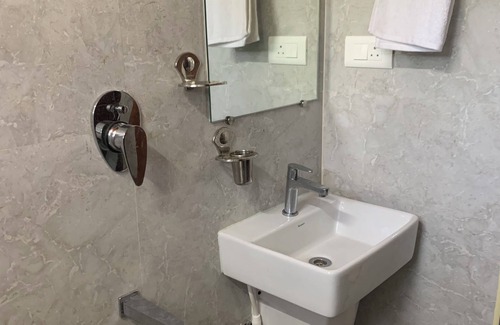 Tirupur Hotel | LOVE GREEN RESORTS