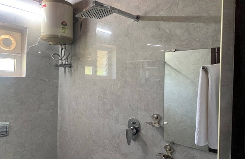 Tirupur Hotel | LOVE GREEN RESORTS