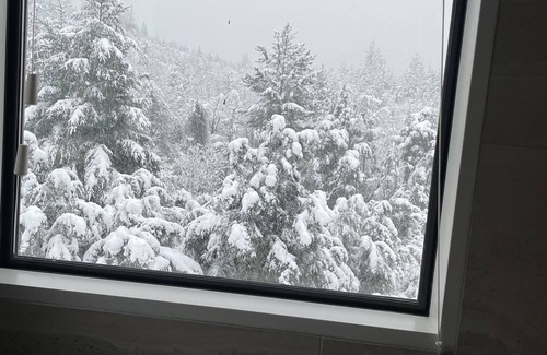 Hanmer Springs Ski Chalet | 'Love' Hanmer Couples Retreat