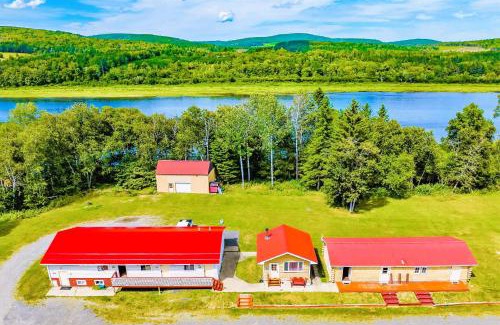 Fort Kent Hotel | Love Hotels St John River by OYO at Fort Kent ME