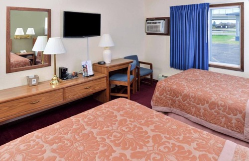 Staples Hotel | Love Hotels Staples by OYO at HWY 10 MN