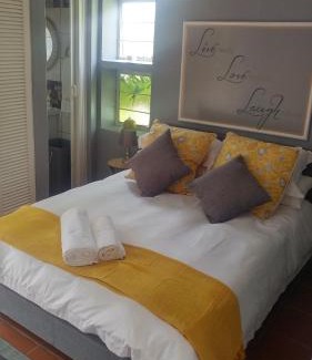 Groenkloof Apartment | Love Joy Peace Cottage