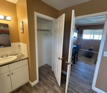 Bullhead City Apartment | Love nest