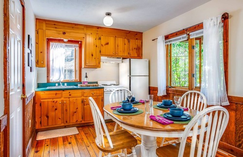 Montebello Cabin | Love Ridge Mountain Lodging