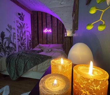 Le Breuil-sur-Couze House | Love Room lAntre dEux