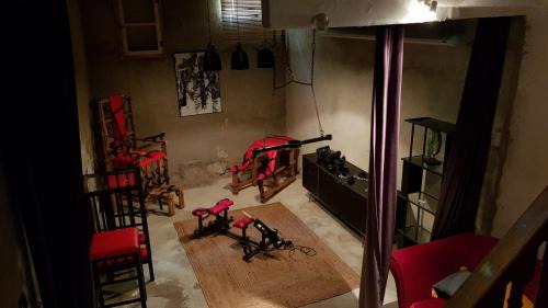 Saint-Assiscle Bed & Breakfast | Love room Perpignan donjon 35mn de Perpignan