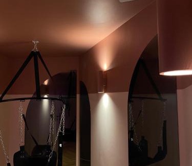 Neudorf Est Apartment | Love Room Strasbourg, Sauna, Spa, Suite Ibiza, Évasion Romantique et Sensuelle
