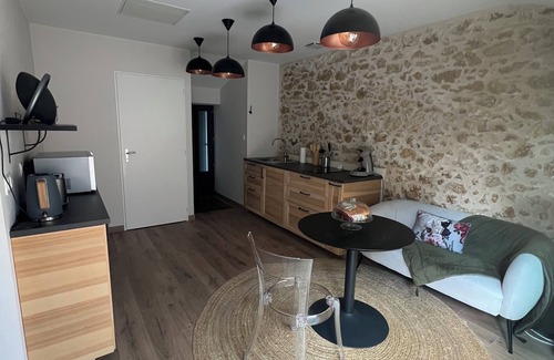 Le Perrier House | Love Room with private spa