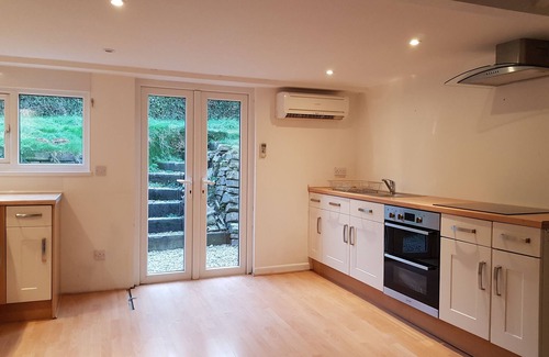 Maenporth Ski Chalet | Love Shack by the Beach
